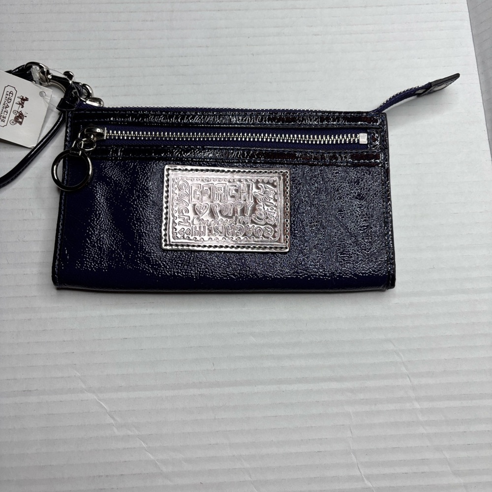 New COACH Poppy Purple Patent Leather Wristlet Wallet